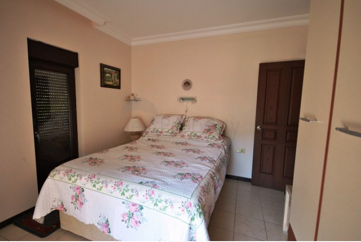 Дом с 3 спальнями в центре Кемера 700 м до моря