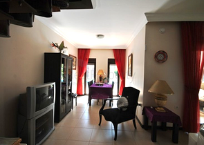 Дом с 3 спальнями в центре Кемера 700 м до моря