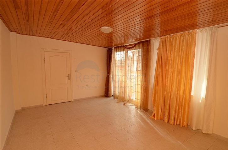 Квартира-дуплекс в европейском районе Оба