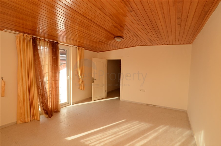 Квартира-дуплекс в европейском районе Оба