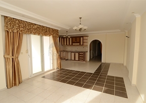 Квартира-дуплекс в европейском районе Оба