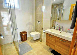 Роскошная вилла с большим садом и бассейном в Фетхие