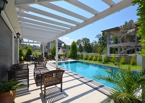 Роскошная вилла с большим садом и бассейном в Фетхие