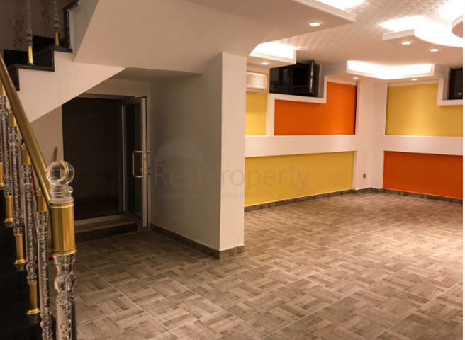 Люкс вилла 5+2 с частным бассейном в самом центре Кемера