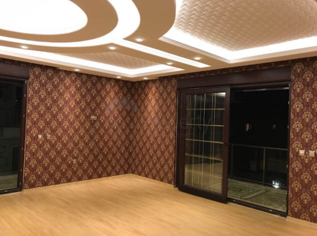 Люкс вилла 5+2 с частным бассейном в самом центре Кемера