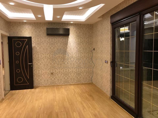 Люкс вилла 5+2 с частным бассейном в самом центре Кемера