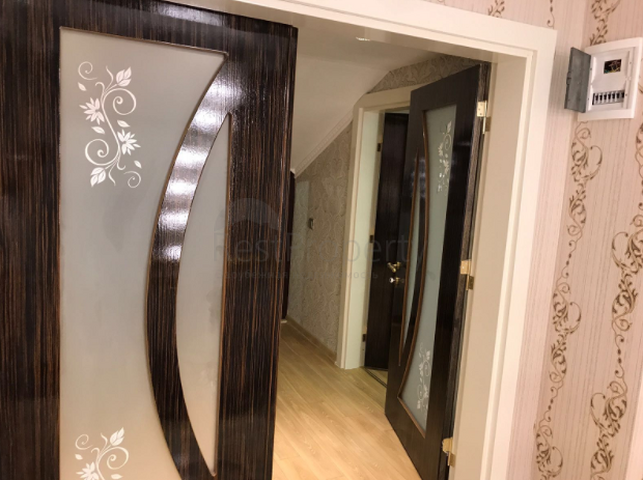 Люкс вилла 5+2 с частным бассейном в самом центре Кемера