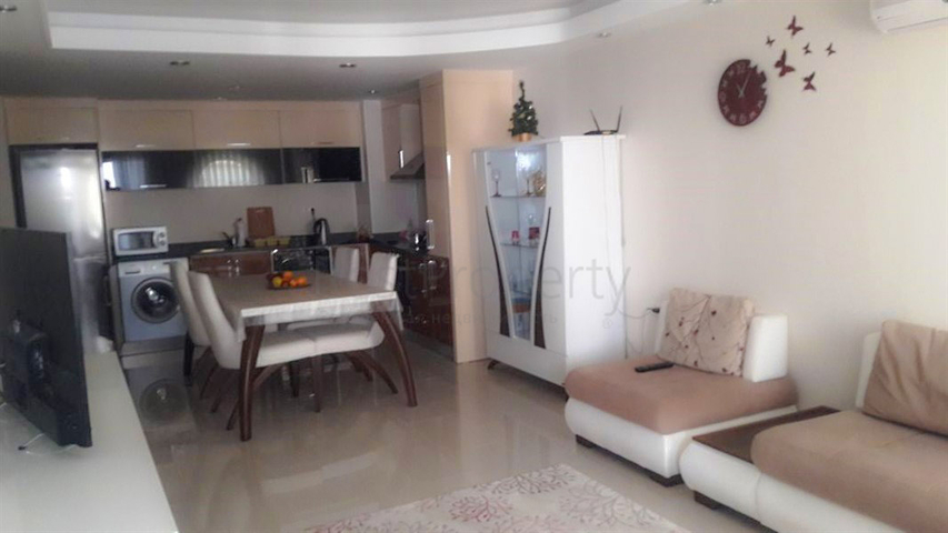 Просторная квартира в спокойном районе Махмутлара