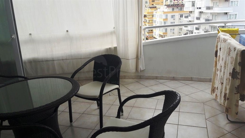 Просторная квартира в спокойном районе Махмутлара