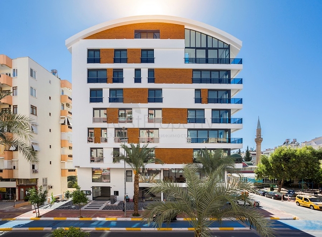 Квартиры 3+1 в центре Анталии 800 метров до моря