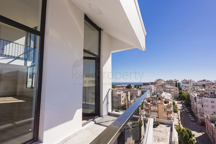 Квартиры 3+1 в центре Анталии 800 метров до моря