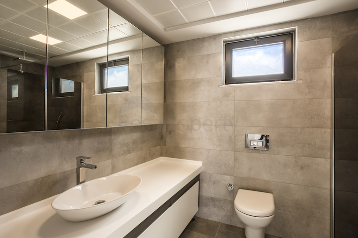 Квартиры 3+1 в центре Анталии 800 метров до моря