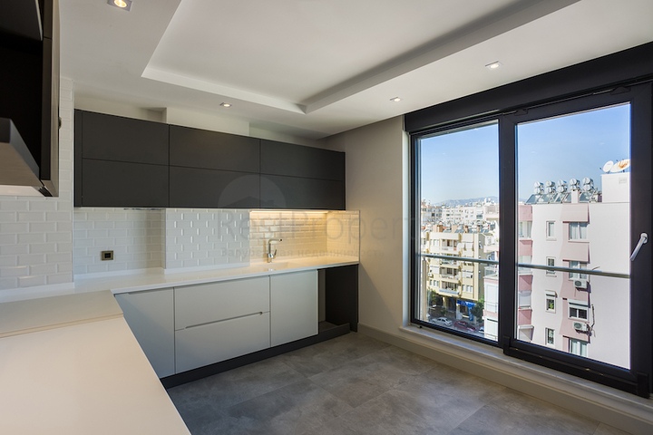 Квартиры 3+1 в центре Анталии 800 метров до моря