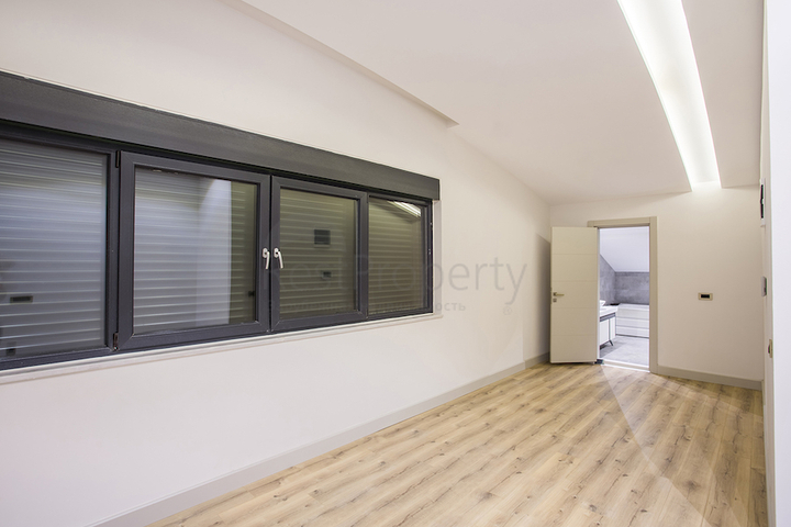 Квартиры 3+1 в центре Анталии 800 метров до моря