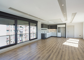 Квартиры 3+1 в центре Анталии 800 метров до моря