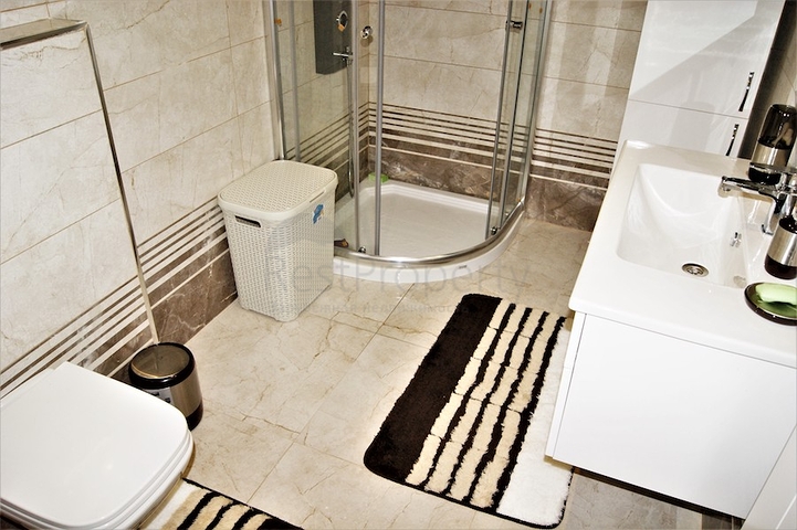 Аренда квартиры 1+1 в комплексе отельного плана в Анталии