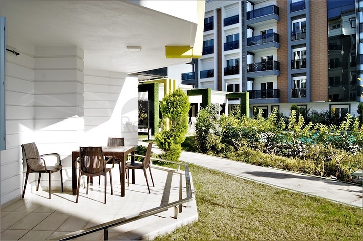 Аренда квартиры 1+1 в комплексе отельного плана в Анталии