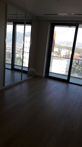 Просторный дуплекс для большой семьи в Измире