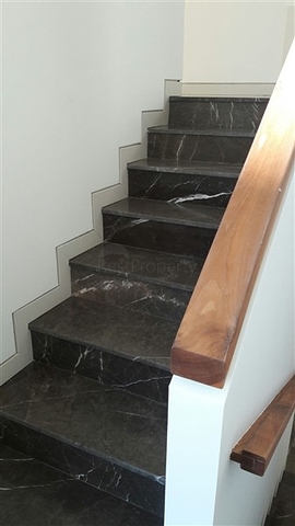 Просторный дуплекс для большой семьи в Измире