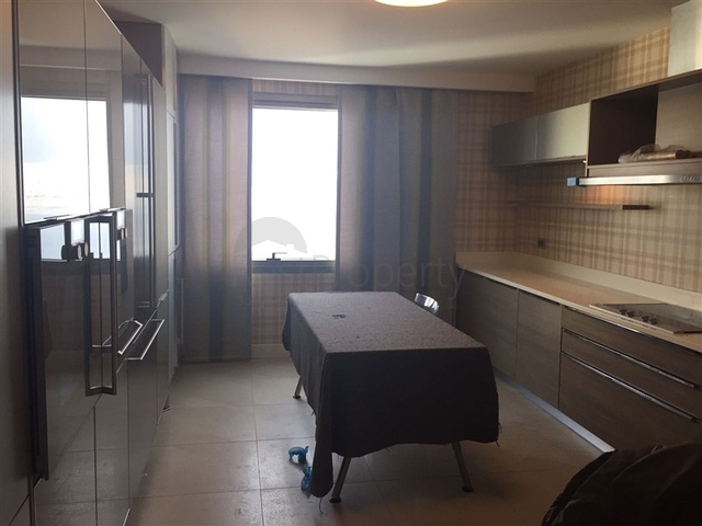 Апартаменты 2+1 в новом комплексе в Измире