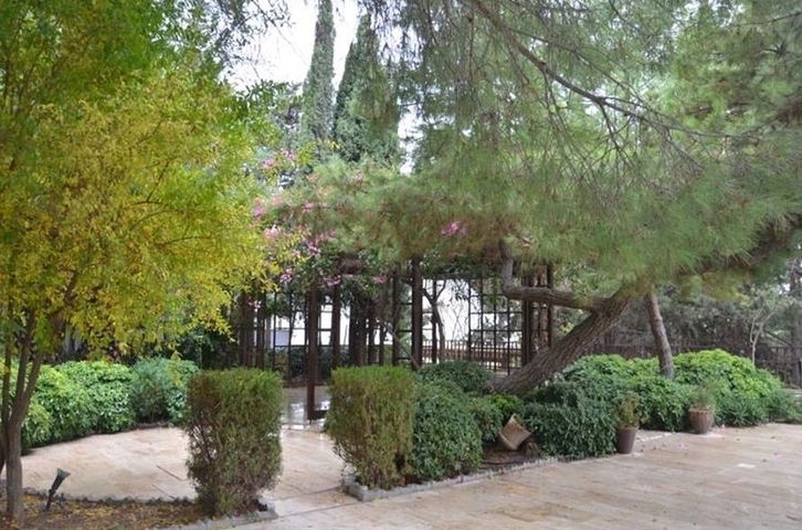 Вилла планировкой 3+2 для большой семьи