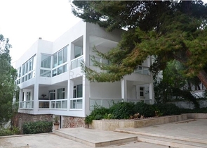 Вилла планировкой 3+2 для большой семьи