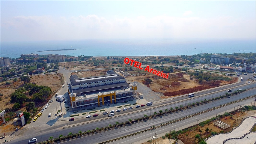 Новый торговый центр в Окурджаларе