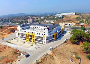 Новый торговый центр в Окурджаларе