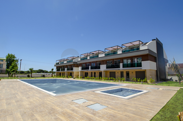 Элитный проект в Ларе Анталья в 400 м от песчаных пляжей