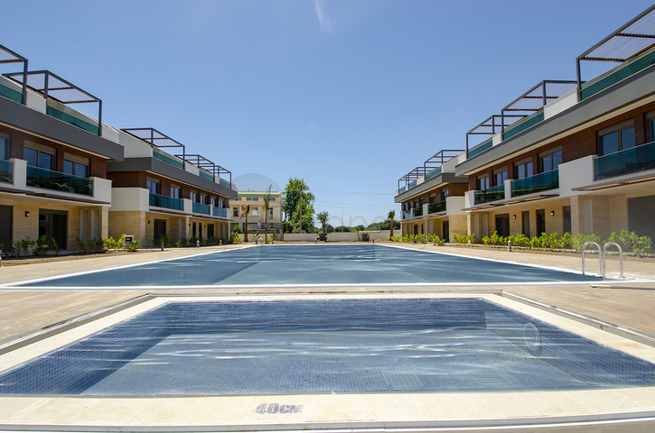 Элитный проект в Ларе Анталья в 400 м от песчаных пляжей