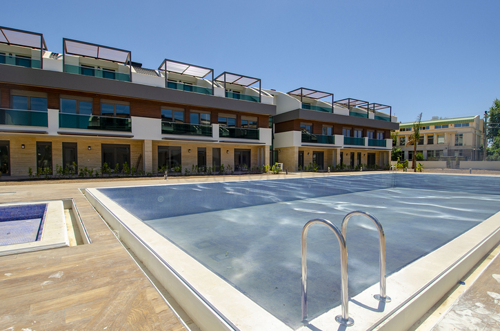 Элитный проект в Ларе Анталья в 400 м от песчаных пляжей