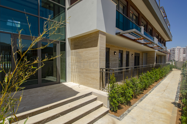 Элитный проект в Ларе Анталья в 400 м от песчаных пляжей