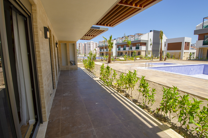 Элитный проект в Ларе Анталья в 400 м от песчаных пляжей