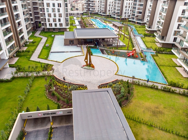 Мега проект в Анталии в районе Гюрсу Коньяалты 500 метров до моря 