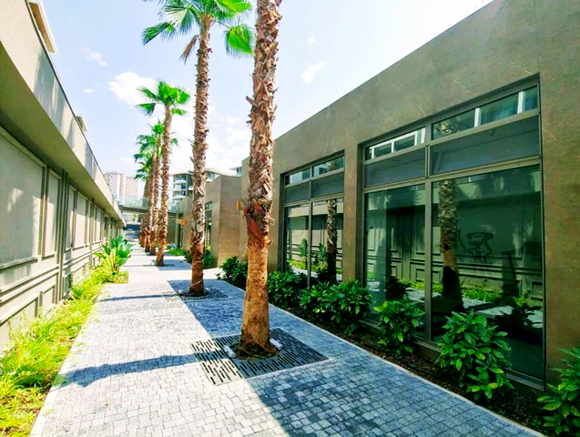 Мега проект в Анталии в районе Гюрсу Коньяалты 500 метров до моря 