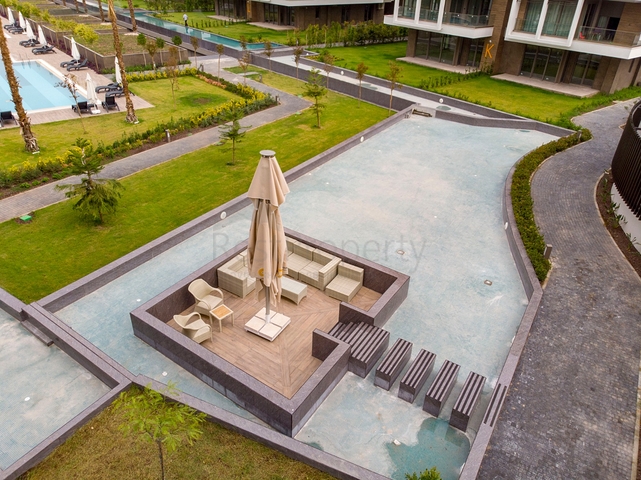 Мега проект в Анталии в районе Гюрсу Коньяалты 500 метров до моря 