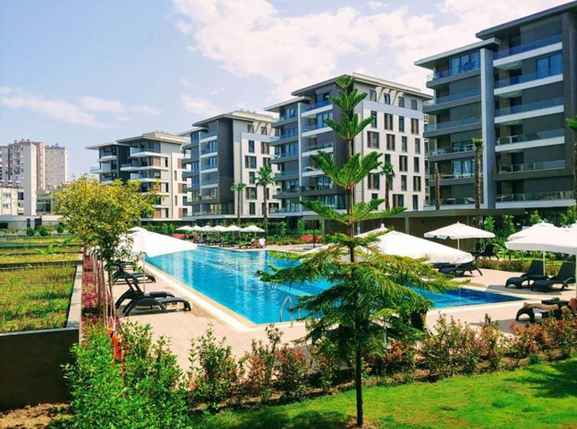 Мега проект в Анталии в районе Гюрсу Коньяалты 500 метров до моря 