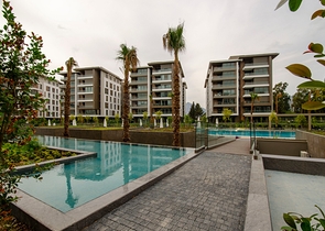 Мега проект в Анталии в районе Гюрсу Коньяалты 500 метров до моря 