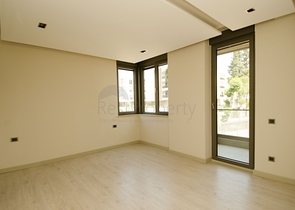 Мега проект в Анталии в районе Гюрсу Коньяалты 500 метров до моря 