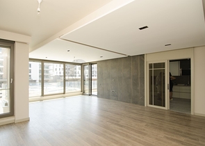 Мега проект в Анталии в районе Гюрсу Коньяалты 500 метров до моря 