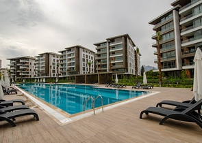 Мега проект в Анталии в районе Гюрсу Коньяалты 500 метров до моря 