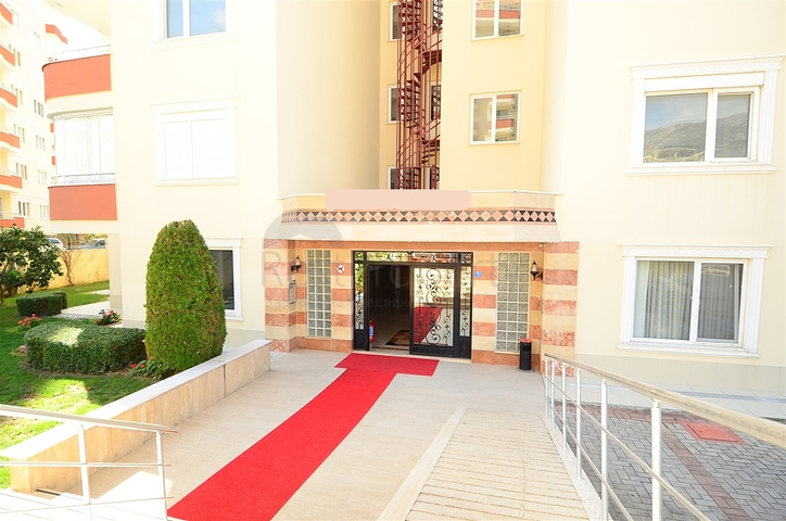 Просторные апартаменты в Махмутларе