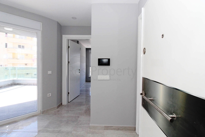 Двухкомнатные апартаменты в новом комплексе в Махмутларе