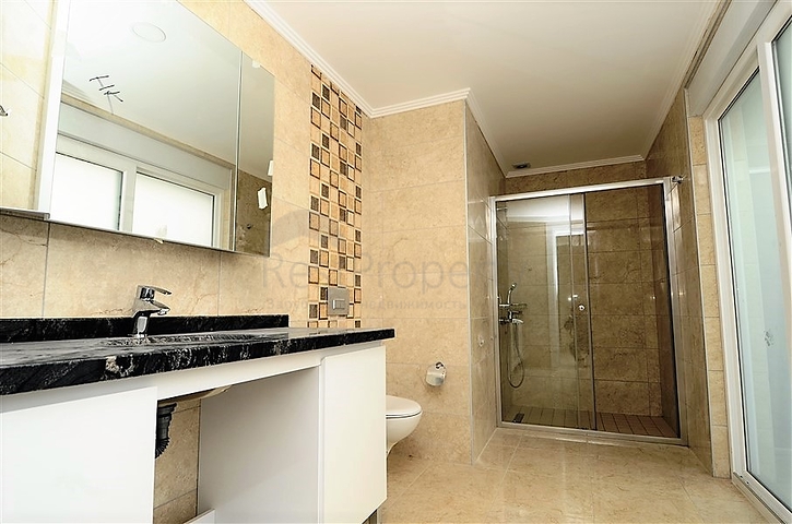 Пентхаус в новом комплексе в районе Оба