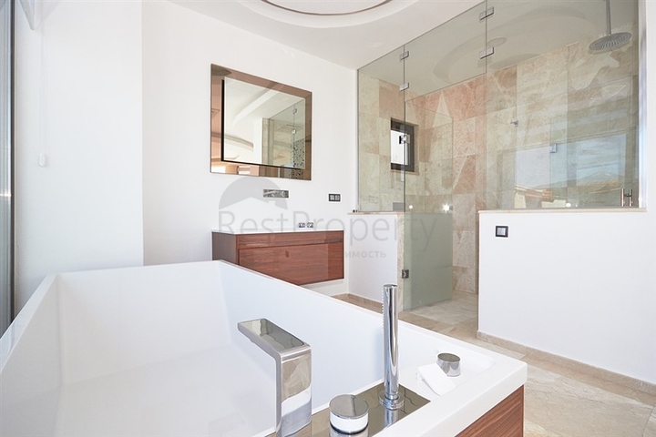 Элитная вилла 5+1 в Калкане