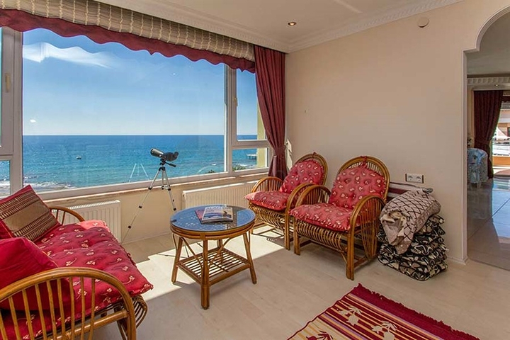 Пентхаус с потрясающим видом на море