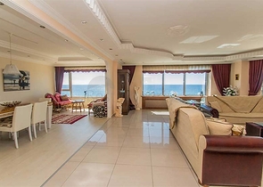 Пентхаус с потрясающим видом на море