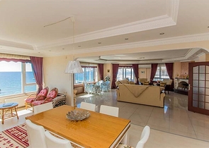 Пентхаус с потрясающим видом на море