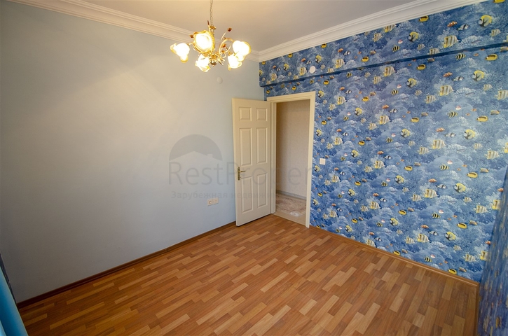 Просторные квартиры 3+1 с мебелью 1 км до моря в Ларе Анталья