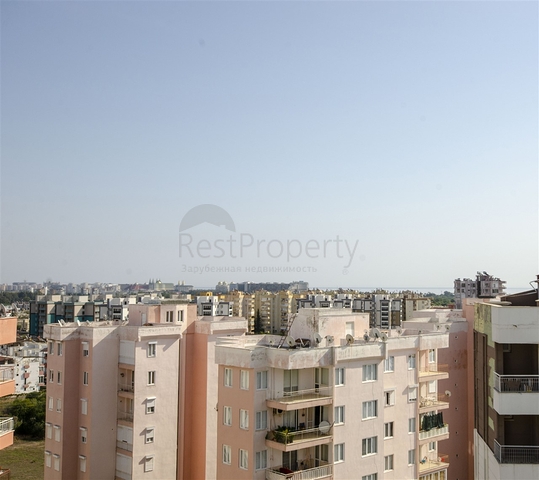 Просторные квартиры 3+1 с мебелью 1 км до моря в Ларе Анталья